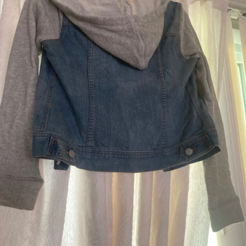 Jacket - Picture 4 of 7